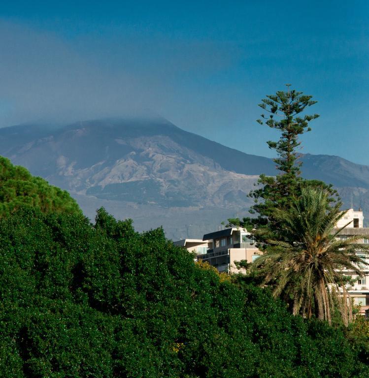 Eh13 Luxury Bed & Breakfast 2*